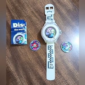 Yokai Season 1 Watch with 2 Medals